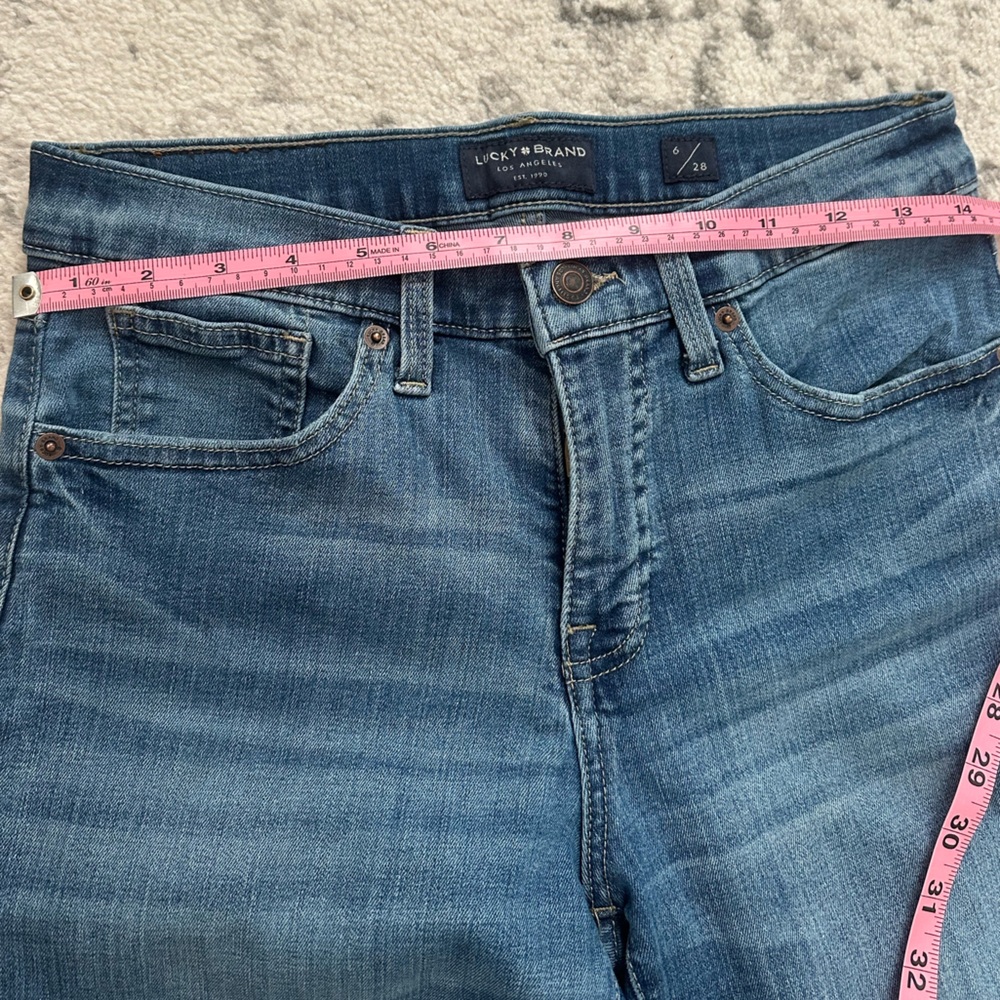 Lucky Brand Women's Skinny Jeans - Picture 5 of 5